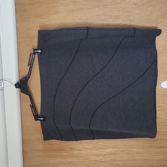 Simply Vera Vera Wang charcoal skirt. EUC! Ptp 19" Lgth 18.5" Extra Large - Picture 3 of 15